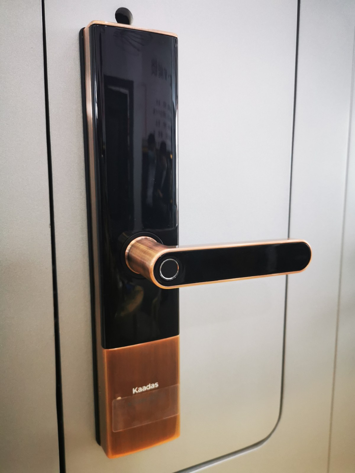 被网友种草一家智能锁店,老板坚持卖锁十几年,两小时内上门售后超贴心